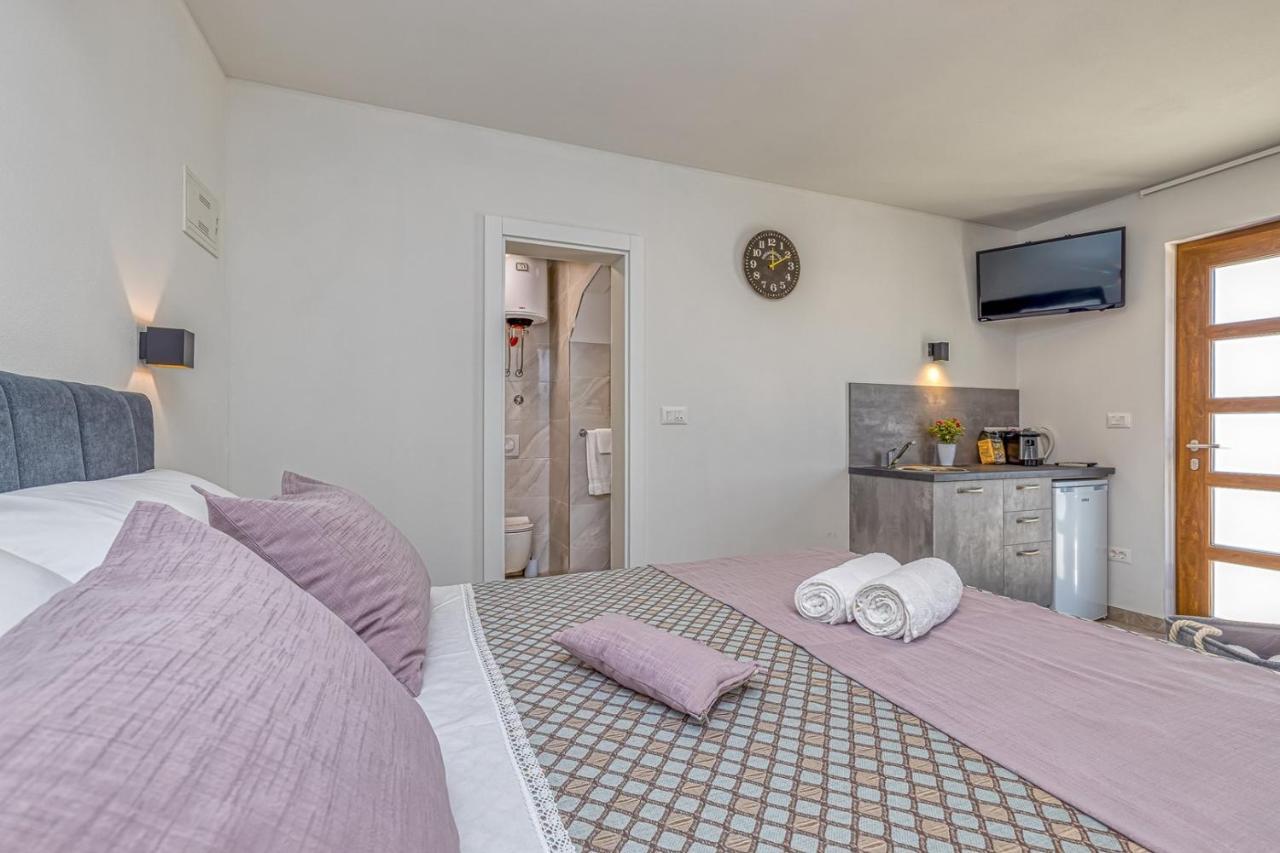 Rooms Nilda Musalez Buitenkant foto
