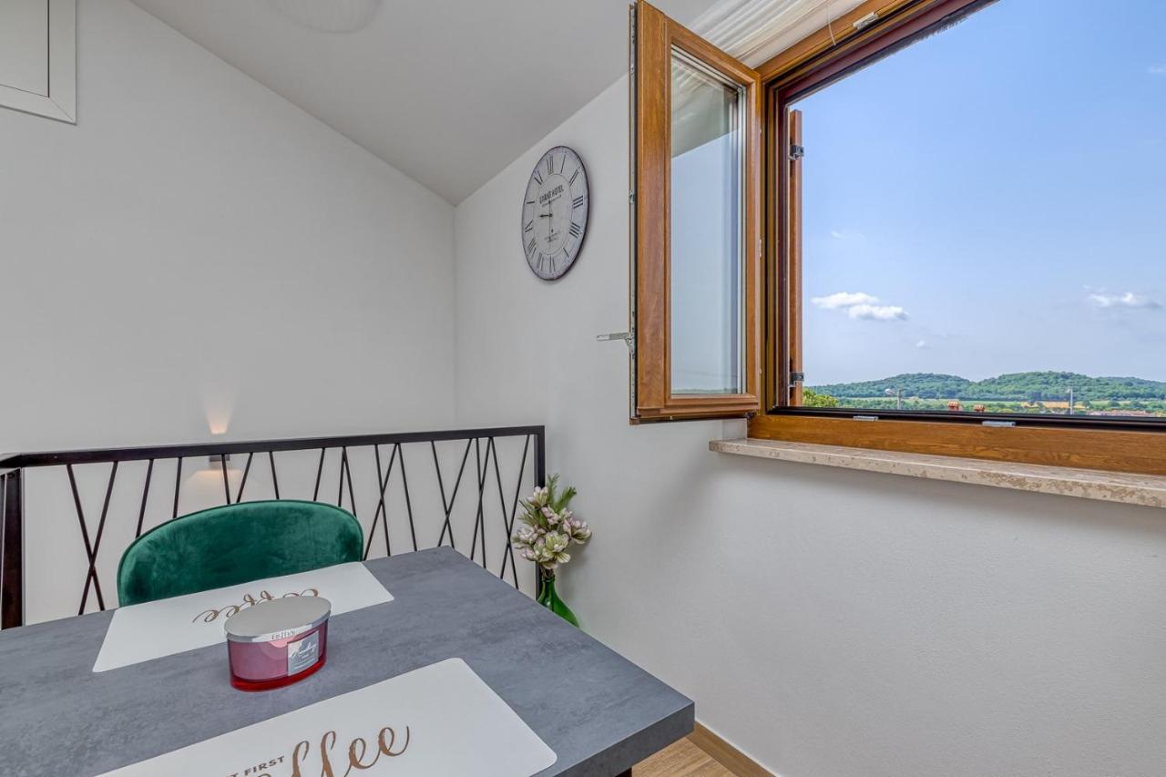Rooms Nilda Musalez Buitenkant foto