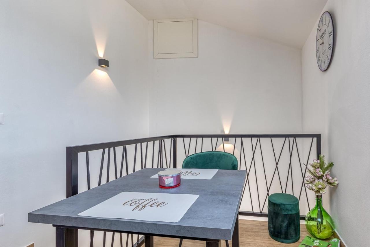 Rooms Nilda Musalez Buitenkant foto